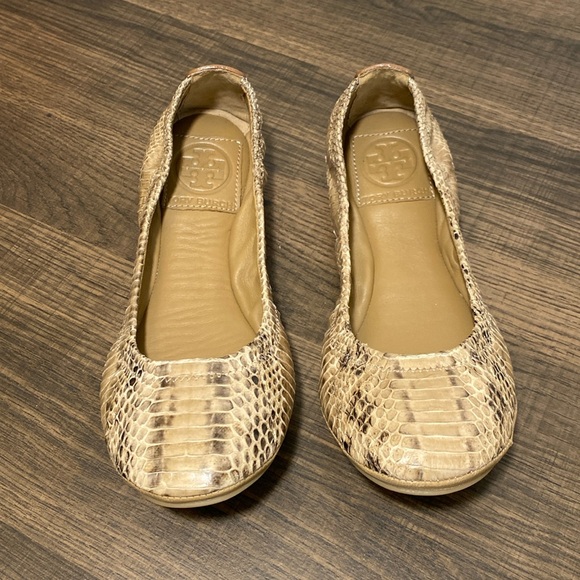 Tory Burch Eddie Flats - Picture 1 of 12
